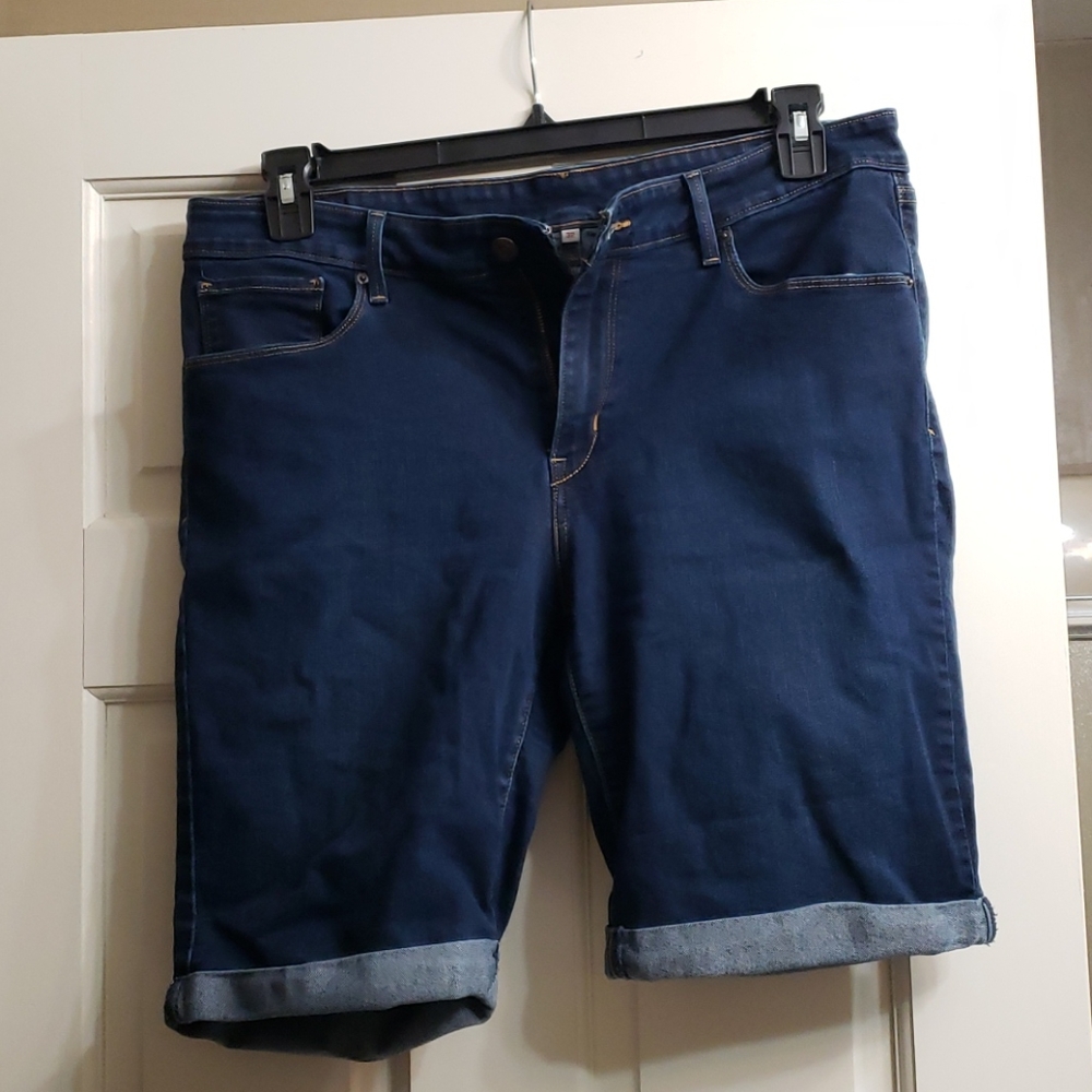 Levi's Bermuda shorts